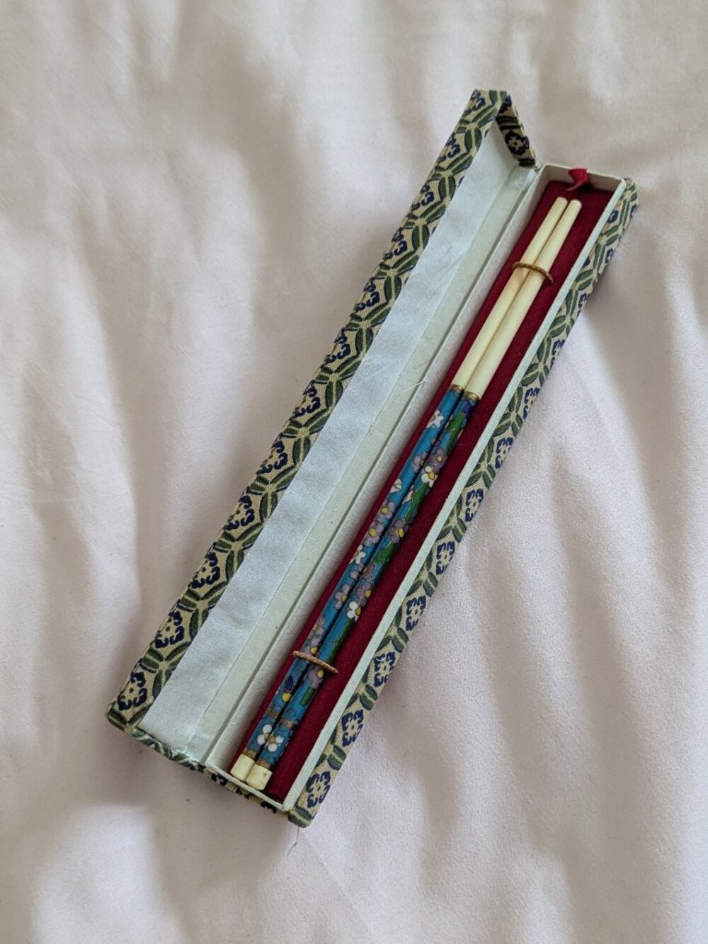 Vintage Cloisonne Chopsticks Set Boxed Blue Floral